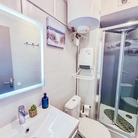 4-person - Place St Claire Apartment Agde