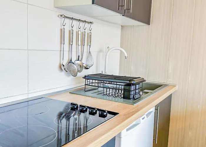 4-person - Place St Claire Agde